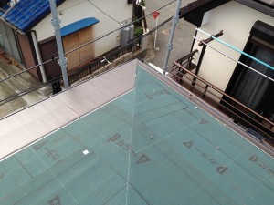 屋根カバー工法ルーフィング